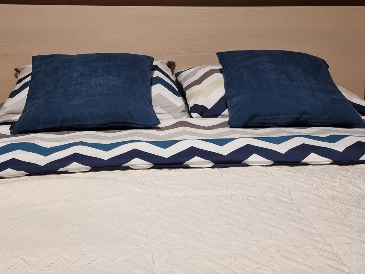 M&M Apartments Biograd Na Moru Bagian luar foto