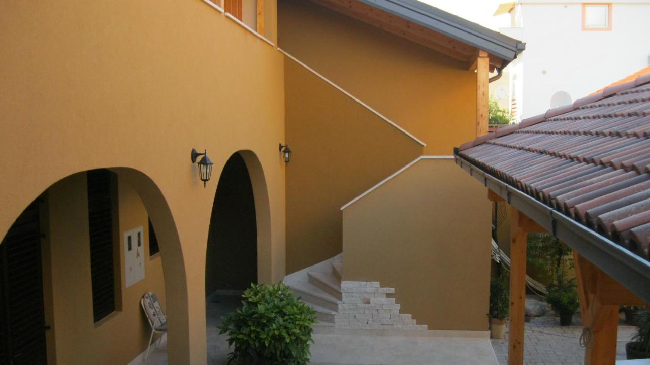 M&M Apartments Biograd Na Moru Bagian luar foto